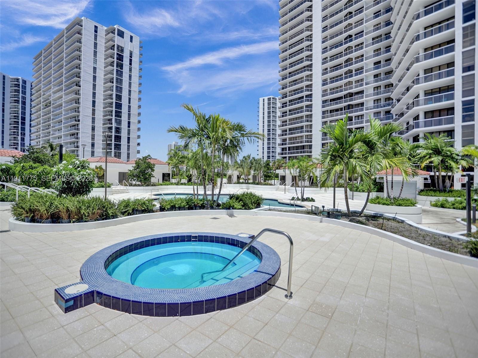 20281 E Country Club Drive 1704, Aventura, FL 33180 photo 29