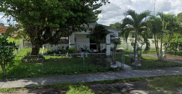 4620 SW 26th Street, sold in Hyde Park First Sec, West Park, FL