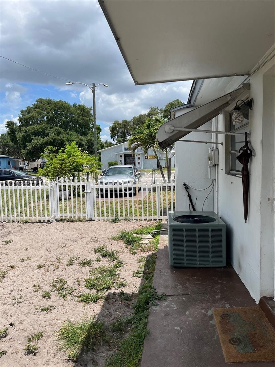 4620 SW 26th Street — photo 11