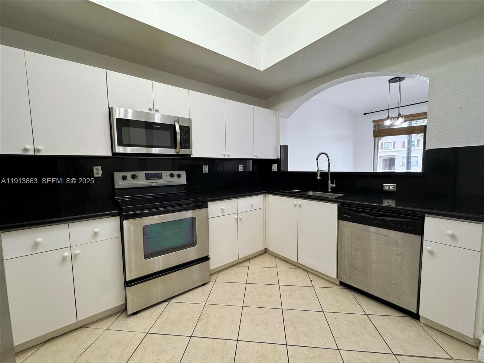 8886 W Flagler Street 205, Miami, FL 33174 photo 4