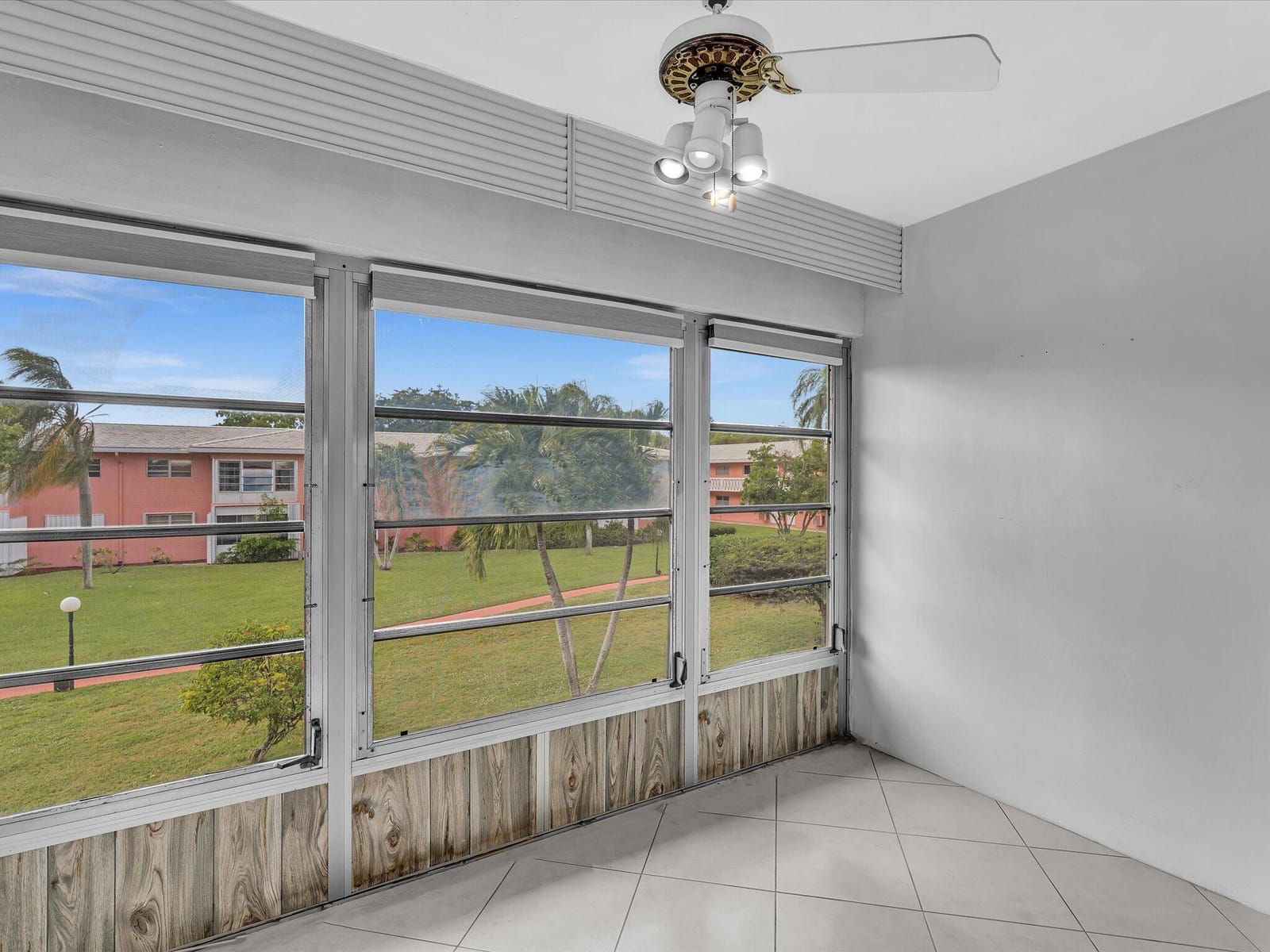 300 NE 20th Street 411, Boca Raton, FL 33431 photo 16