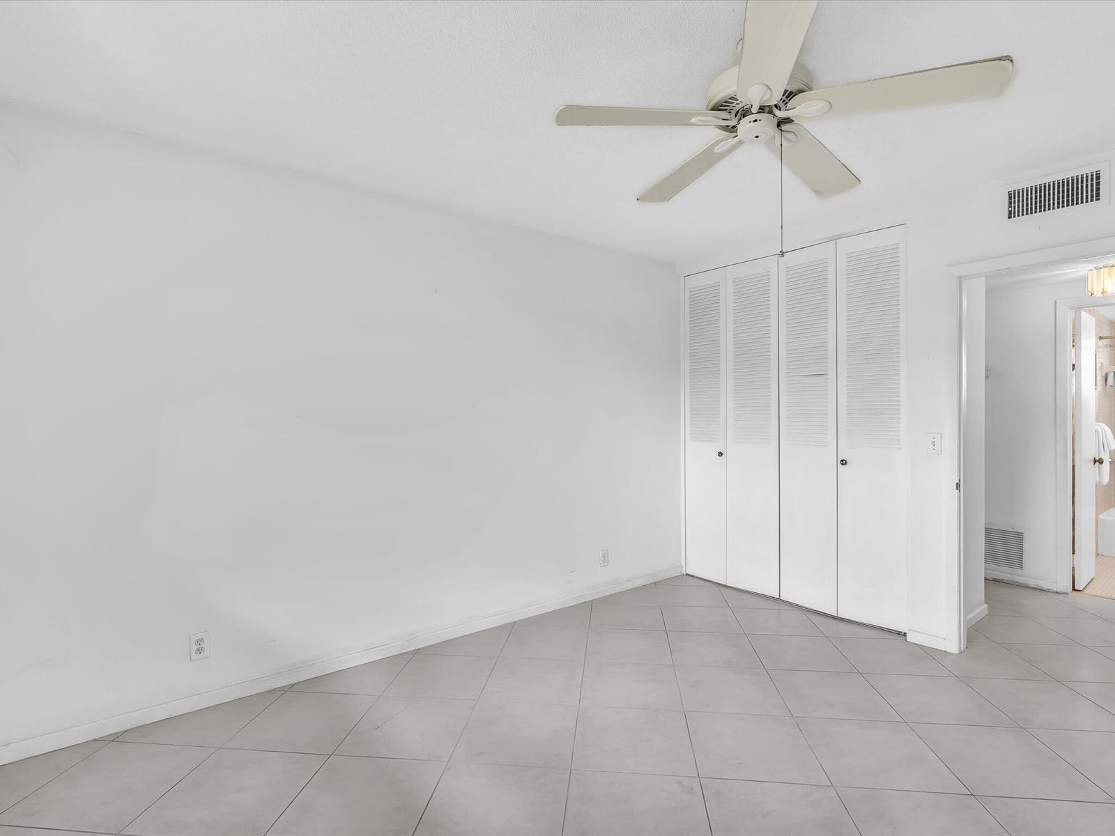 300 NE 20th Street 411, Boca Raton, FL 33431 photo 22