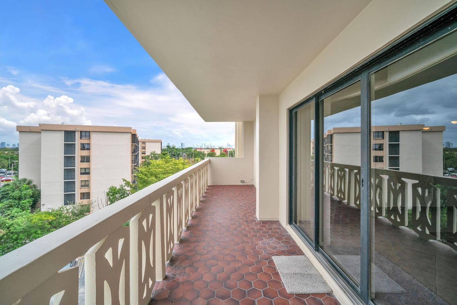 800 NE 195th Street 601, Miami, FL 33179 photo 26