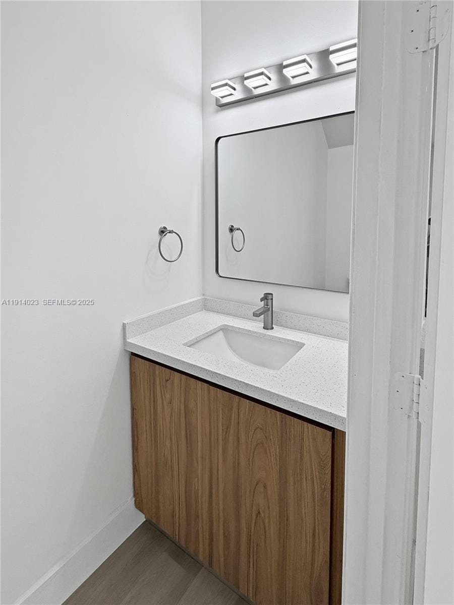 2179 Hacienda Terrace — photo 10
