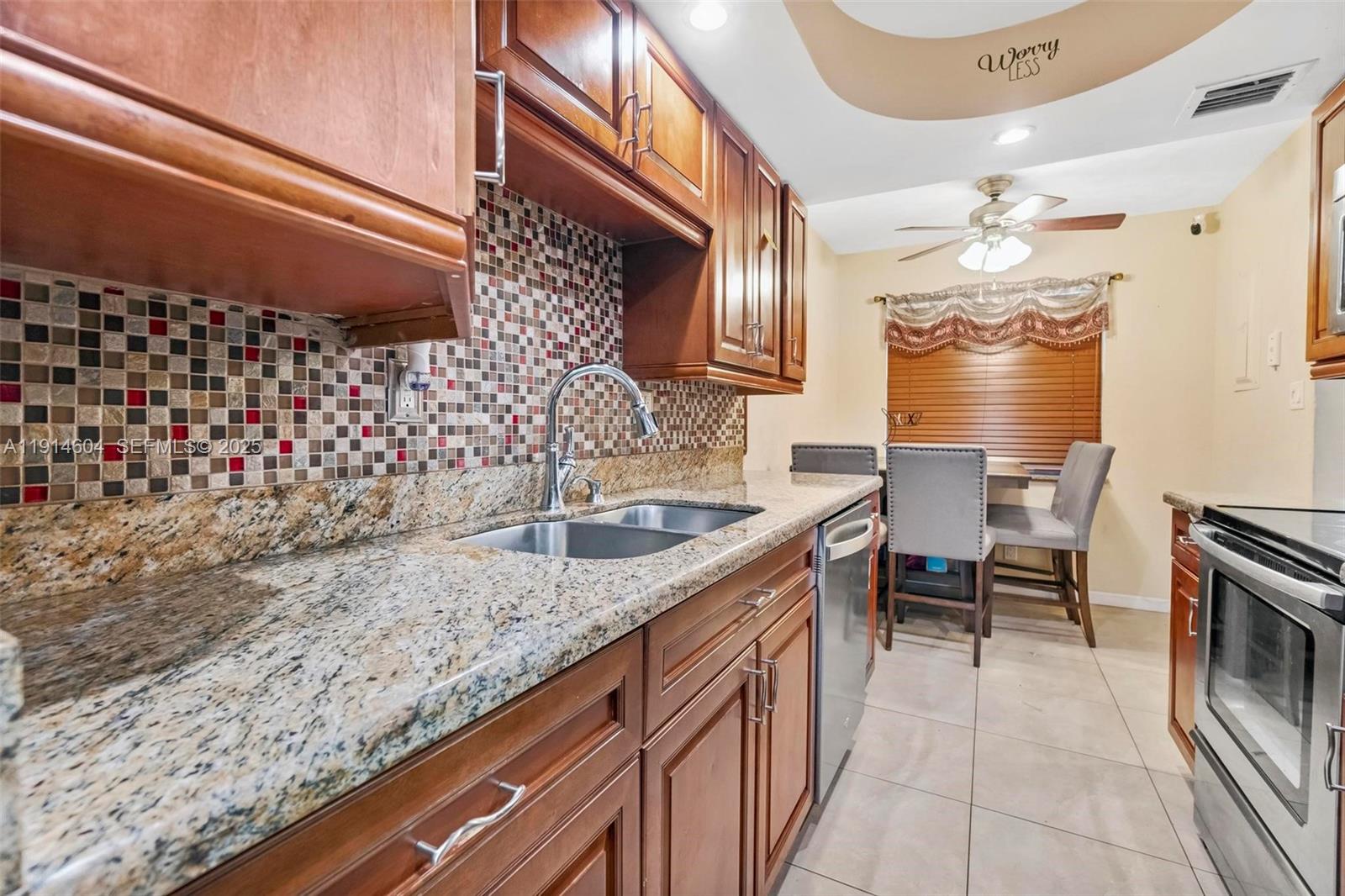 3141 NW 47th Terrace 118, Lauderdale Lakes, FL 33319, Lauderdale Lakes