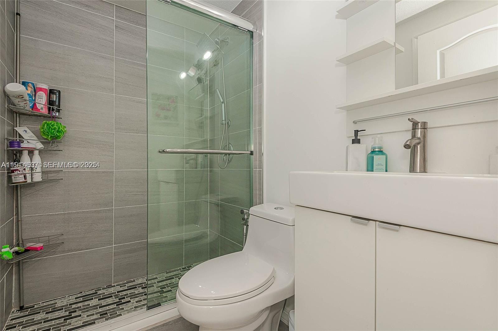 17425 NW 75th Place 106, Hialeah, FL 33015 photo 12