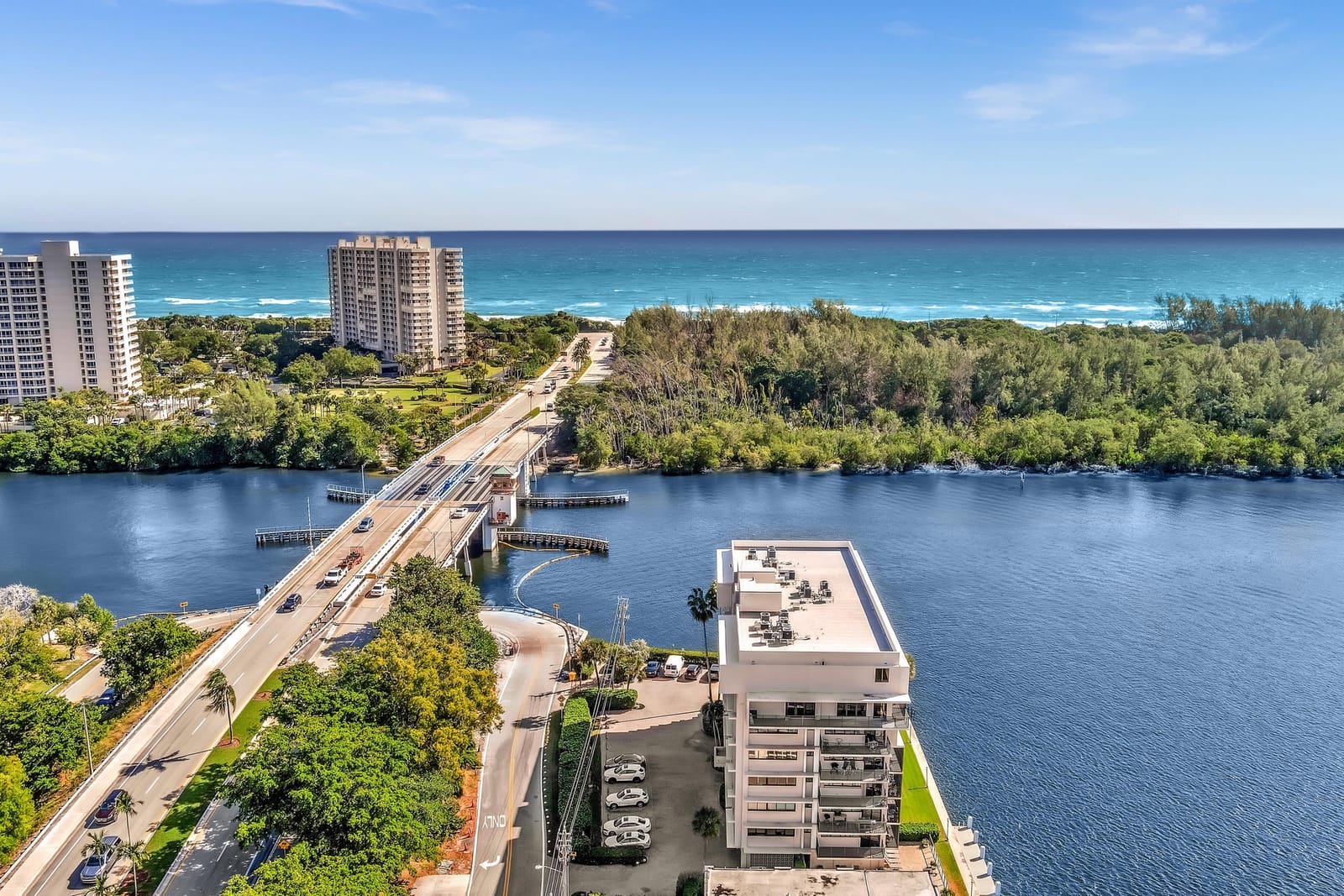 900 NE Spanish River Boulevard 4e — photo 3