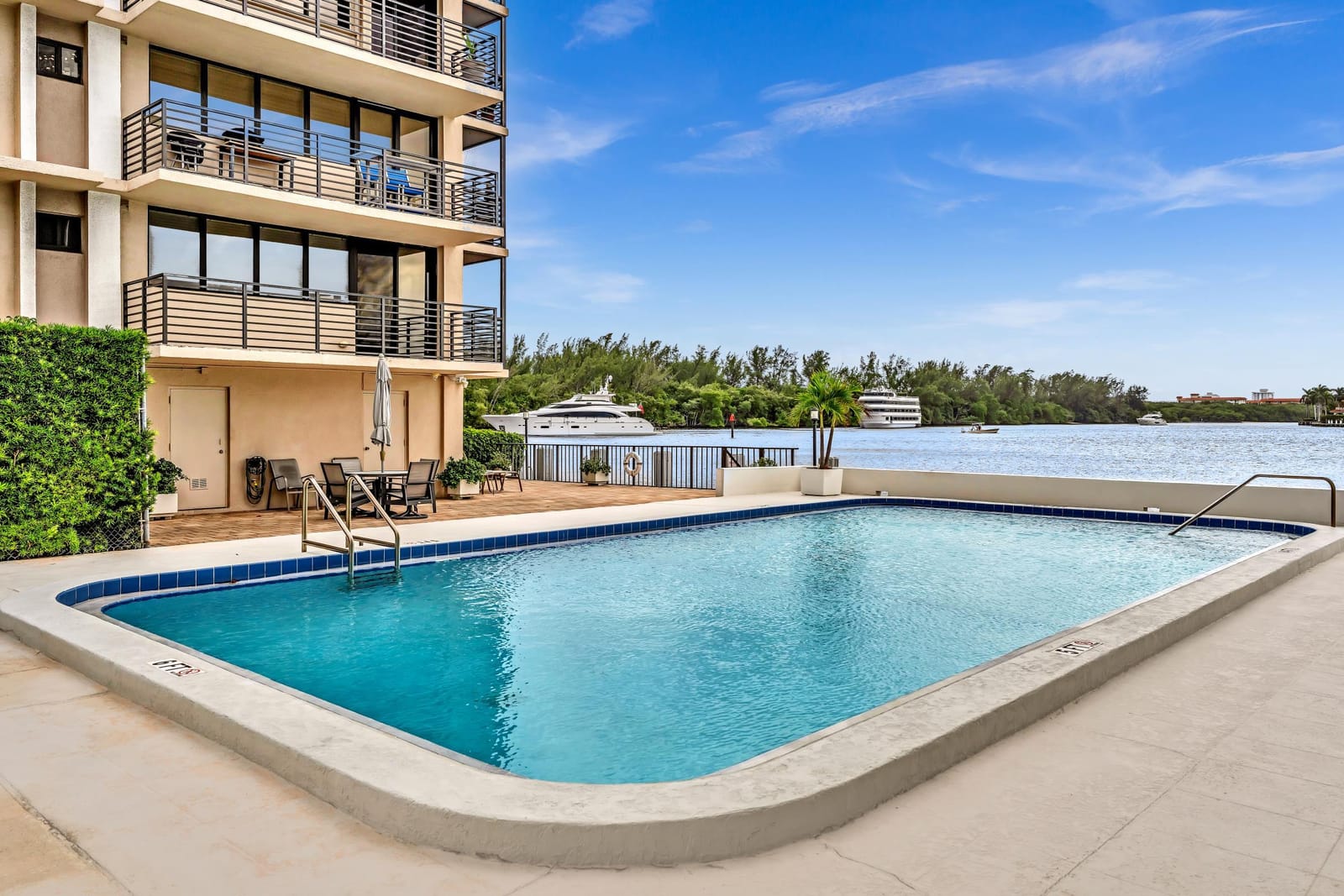 900 NE Spanish River Boulevard 4e, Boca Raton, FL 33431 photo 22