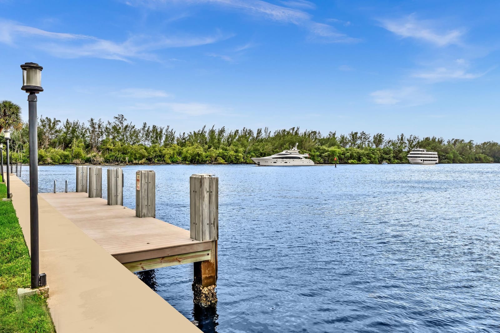 900 NE Spanish River Boulevard 4e, Boca Raton, FL 33431 photo 23