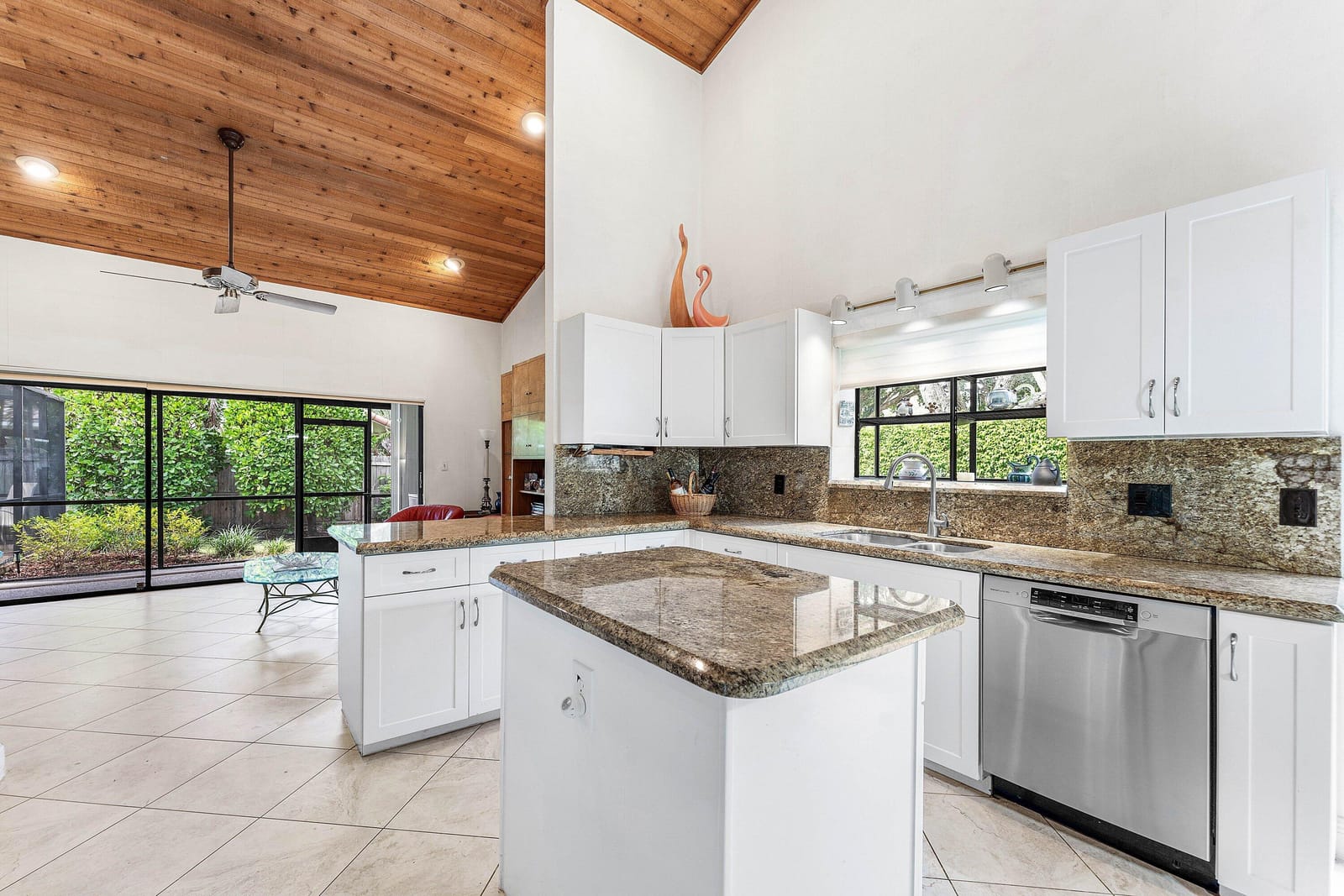 4299 NW 26th Avenue, Boca Raton, FL 33434 photo 12