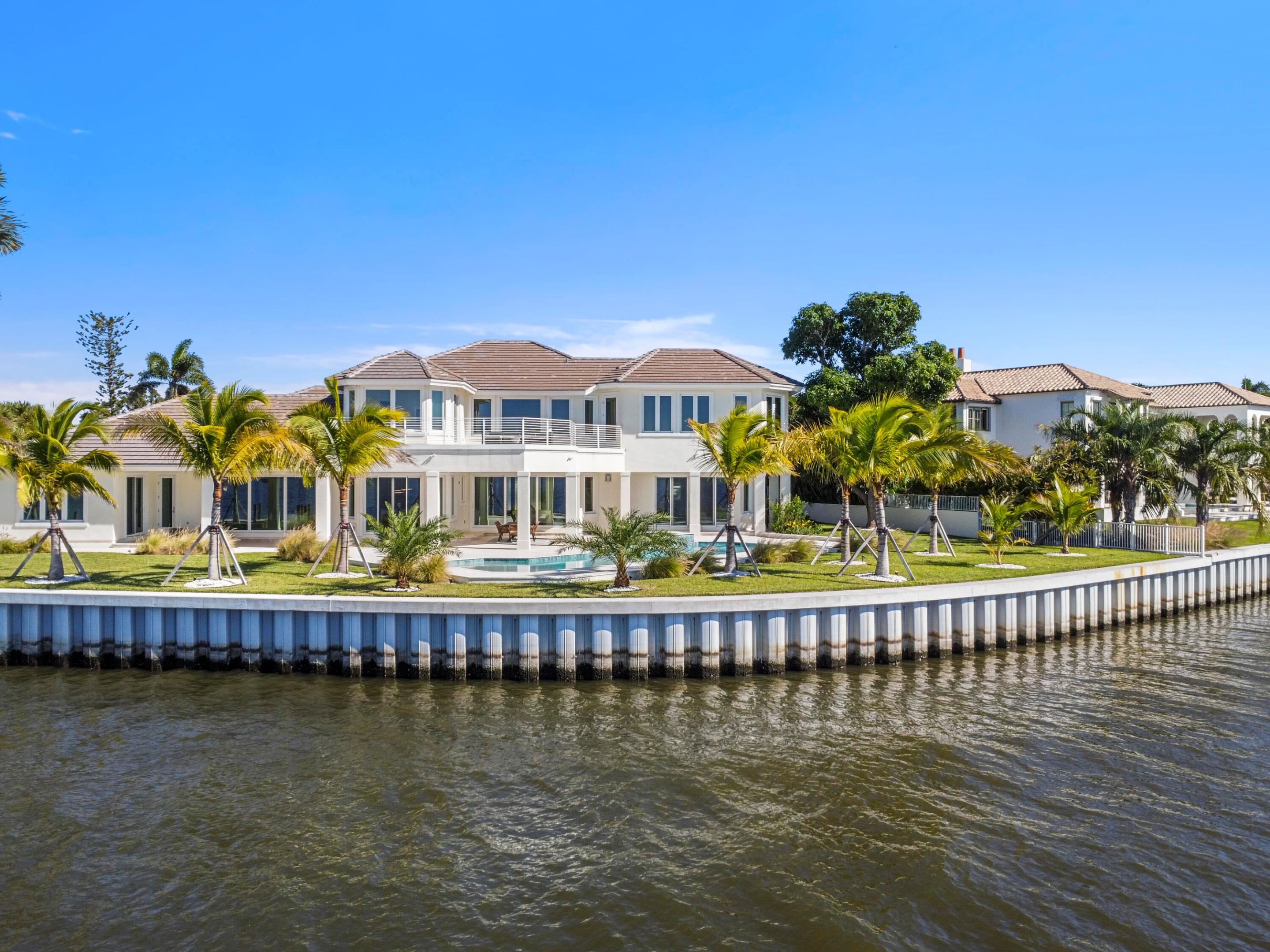 526 Point Lane, Vero Beach, FL 32963 photo 2