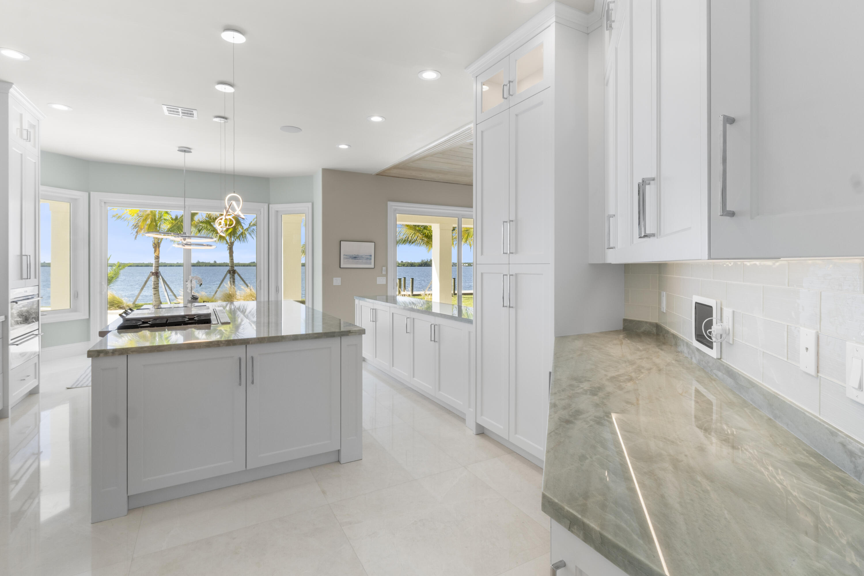 526 Point Lane, Vero Beach, FL 32963 photo 15