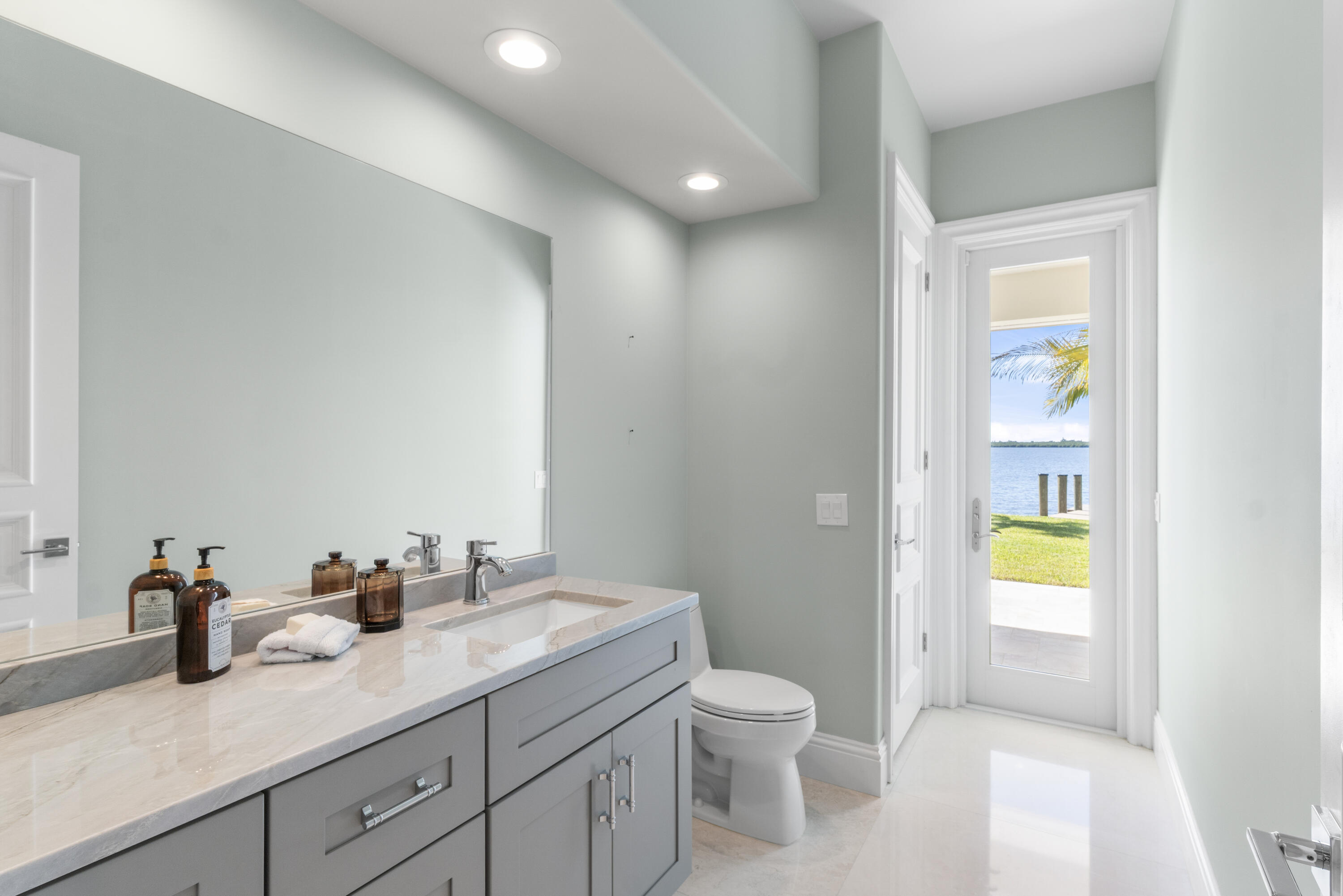 526 Point Lane, Vero Beach, FL 32963 photo 28