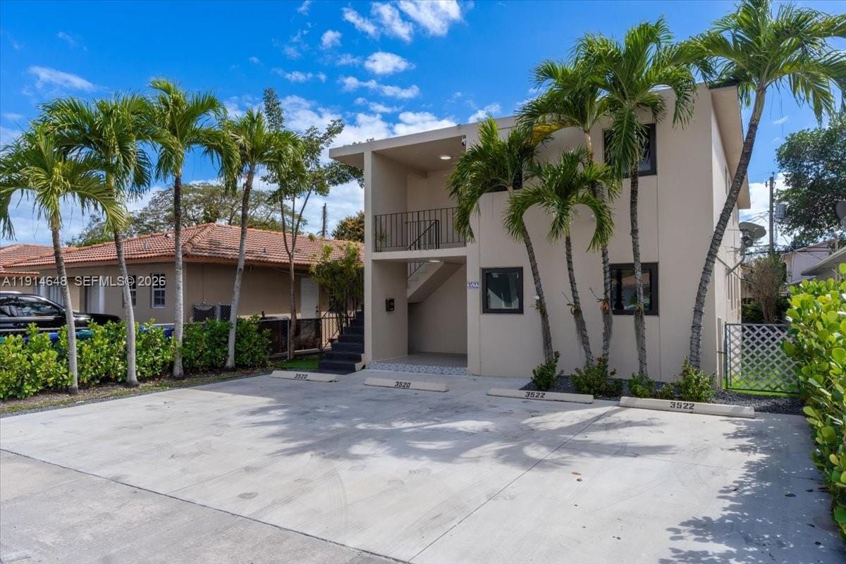 3520 SW 25th Street, Miami, FL 33133 photo 2