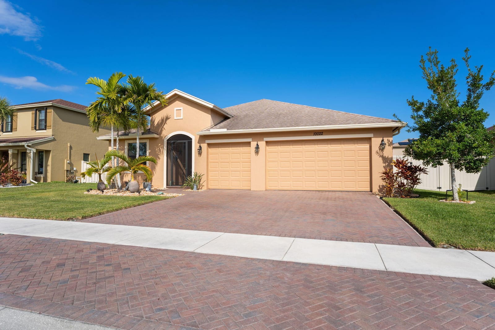 10022 W Verona Circle, Vero Beach, FL 32966 photo 2