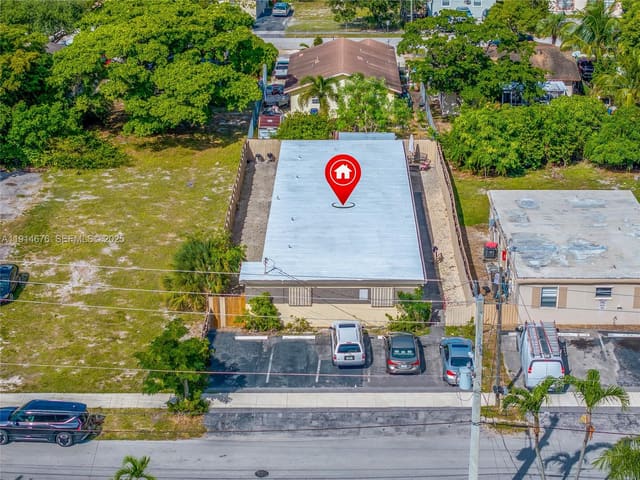 223 SW 5th Court, sold in Carver Heights, Deerfield Beach, FL