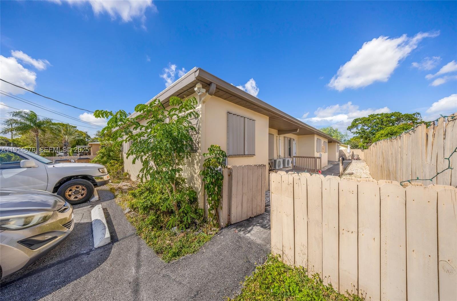 223 SW 5th Court, Deerfield Beach, FL 33441 photo 3