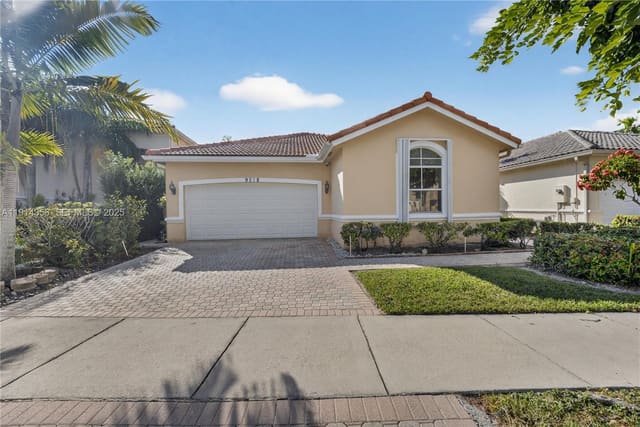 9518 NW 47th Terrace, sold in Goldvue Estates, Doral, FL