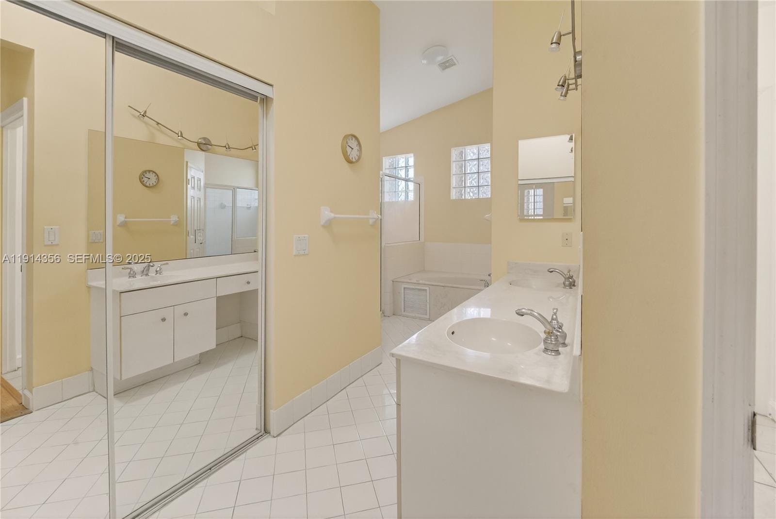 9518 NW 47th Terrace, Doral, FL 33178 photo 22