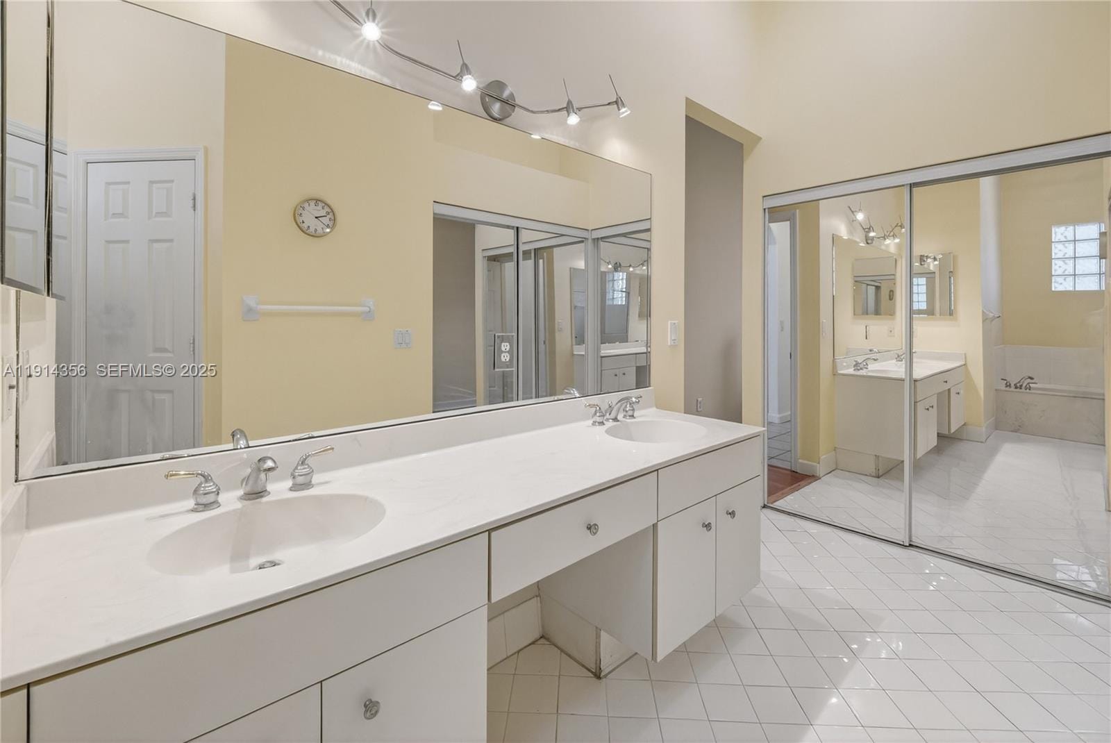 9518 NW 47th Terrace, Doral, FL 33178 photo 25