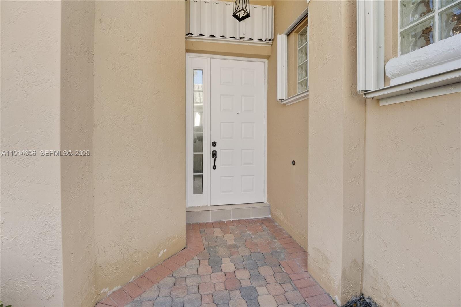 9518 NW 47th Terrace — photo 5