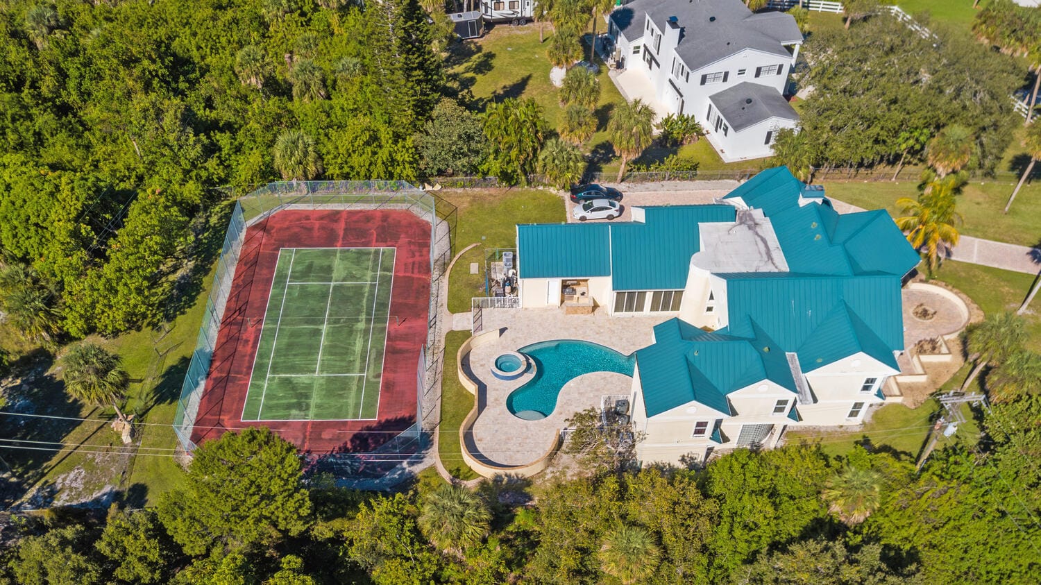 3343 S Indian River Drive — photo 5