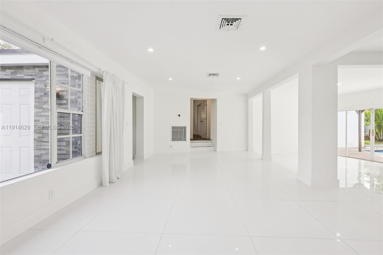 12630 NE Miami Place, North Miami, FL 33161 photo 19