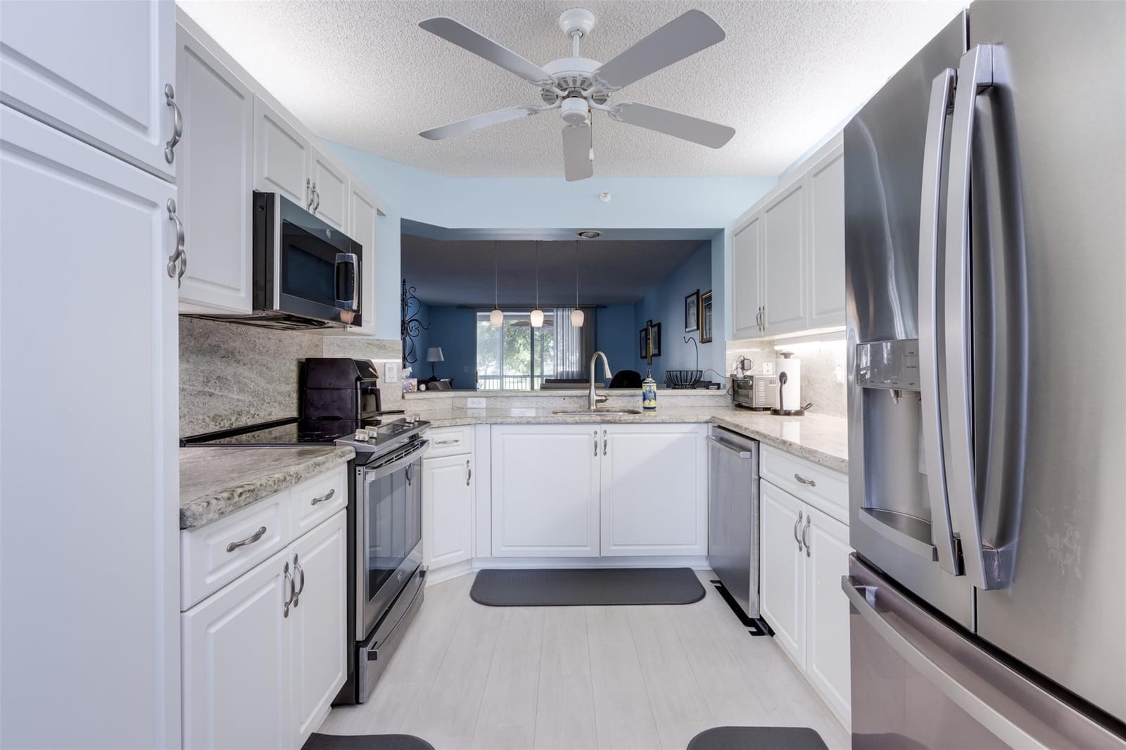 9539 W Weldon Circle F-201 — photo 3