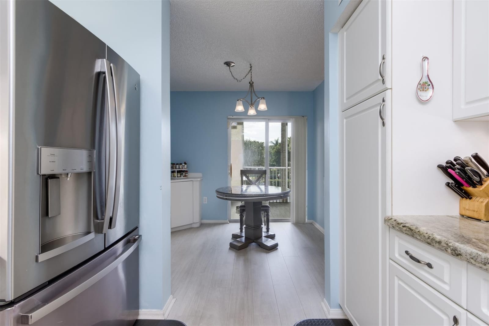 9539 W Weldon Circle F-201 — photo 5