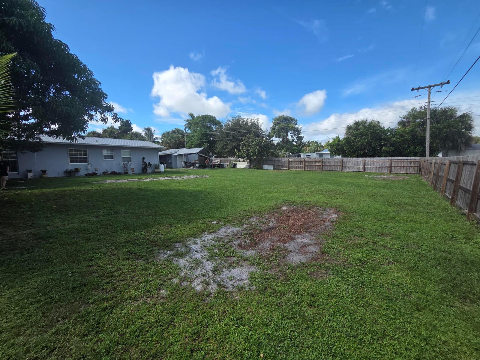 604 SE Madison Avenue, Stuart, FL 34996 photo 3