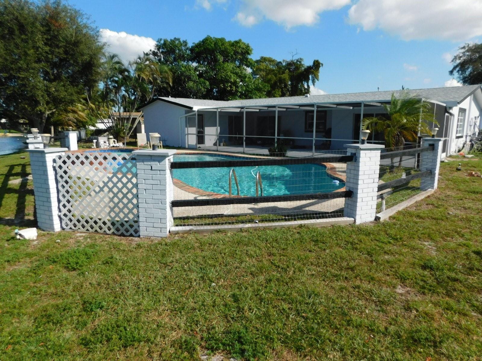 8671 NW 19th Street — photo 3