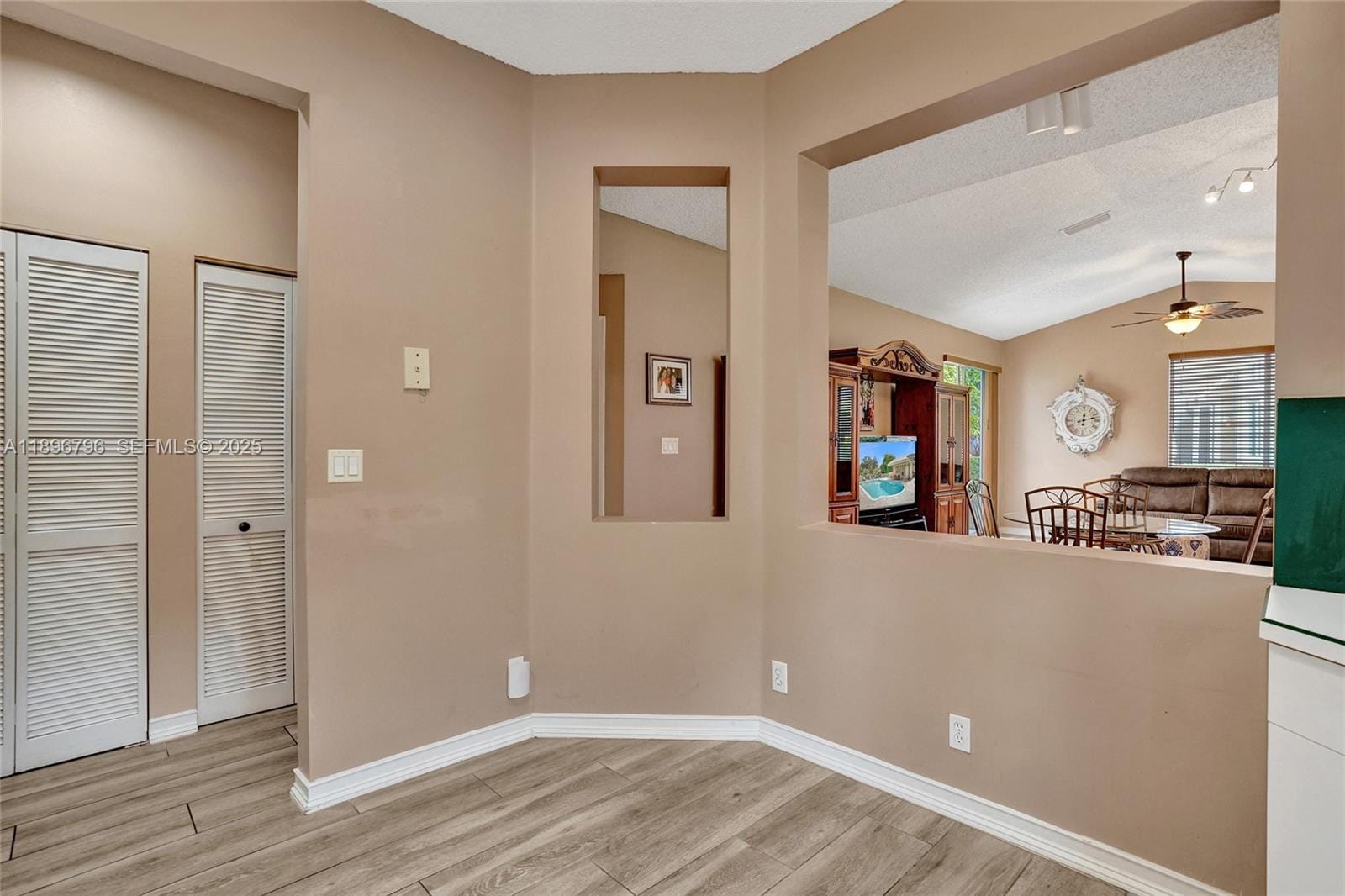 15825 SW 11th Street, Pembroke Pines, FL 33027 photo 11