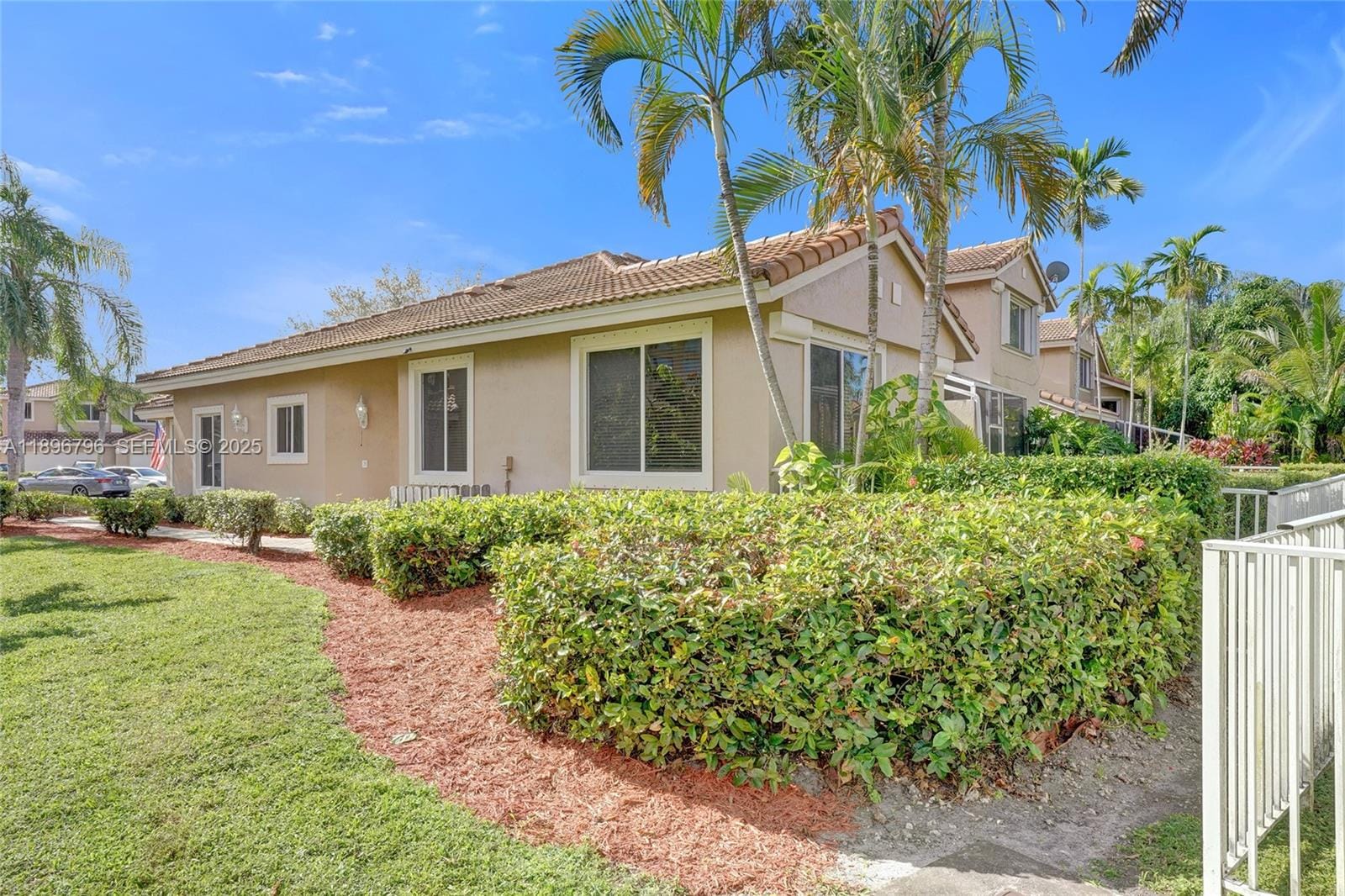 15825 SW 11th Street, Pembroke Pines, FL 33027 photo 7