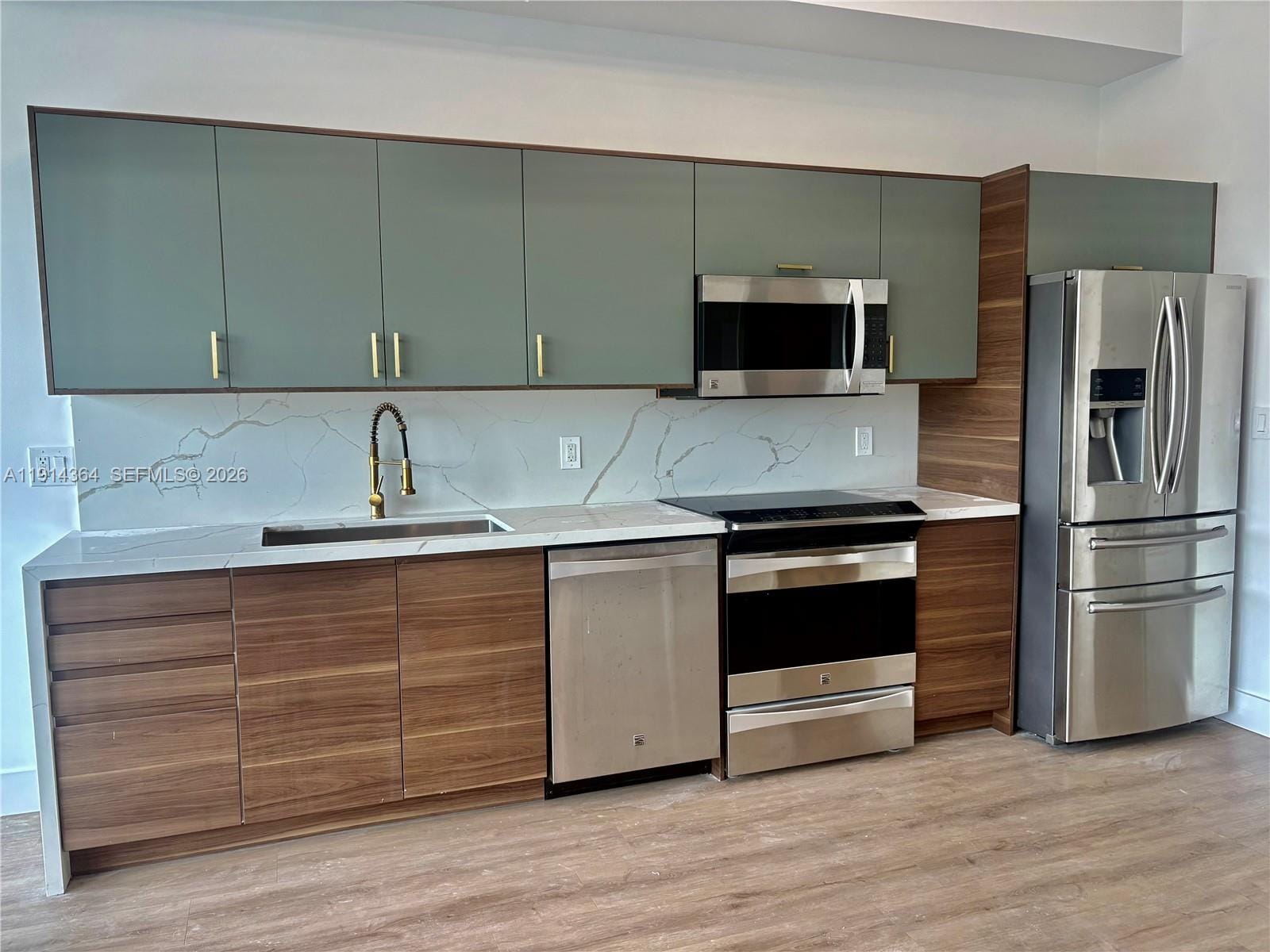 1800 N Bayshore Drive 306 — photo 12