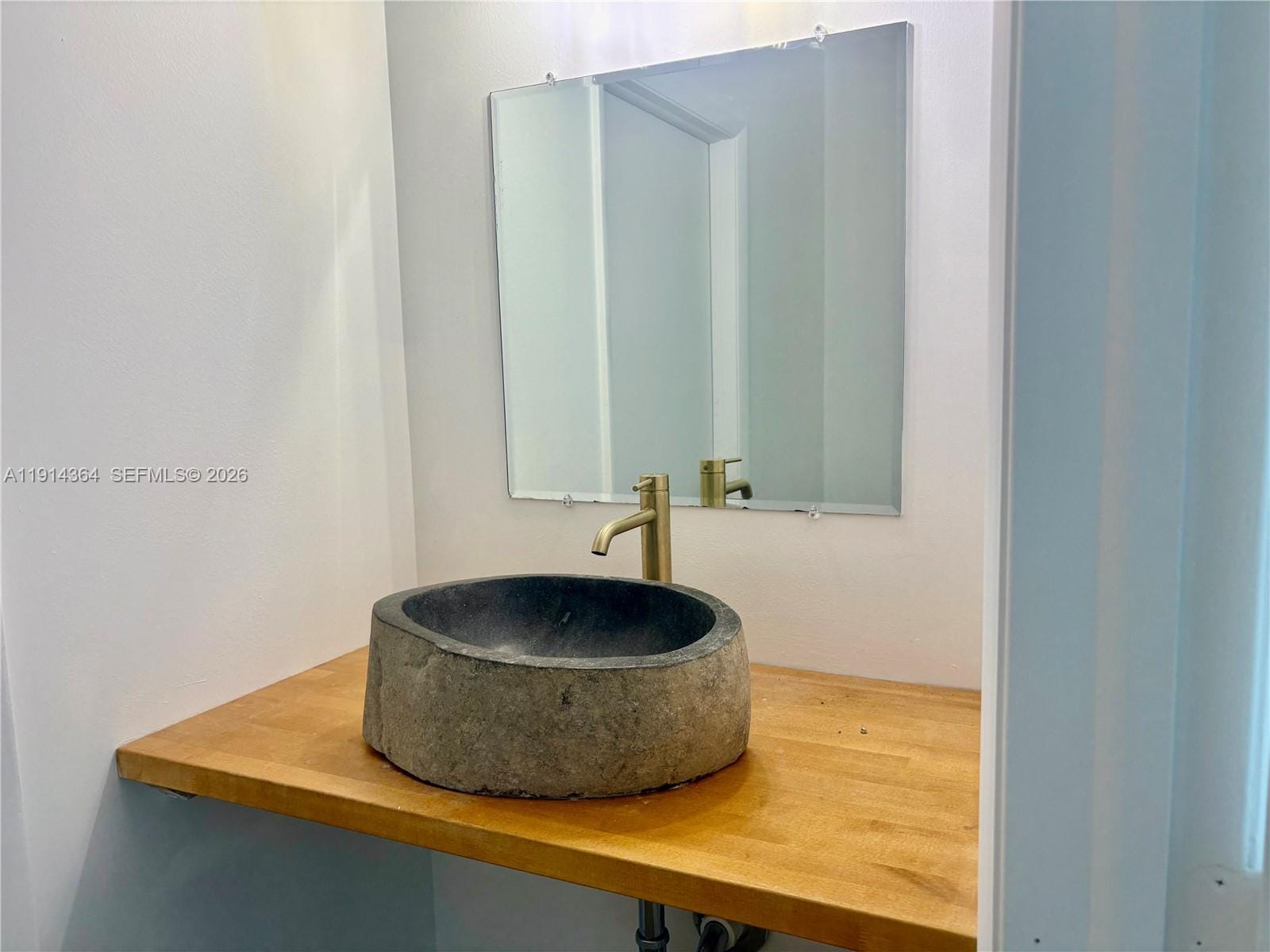 1800 N Bayshore Drive 306, Miami, FL 33132 photo 14