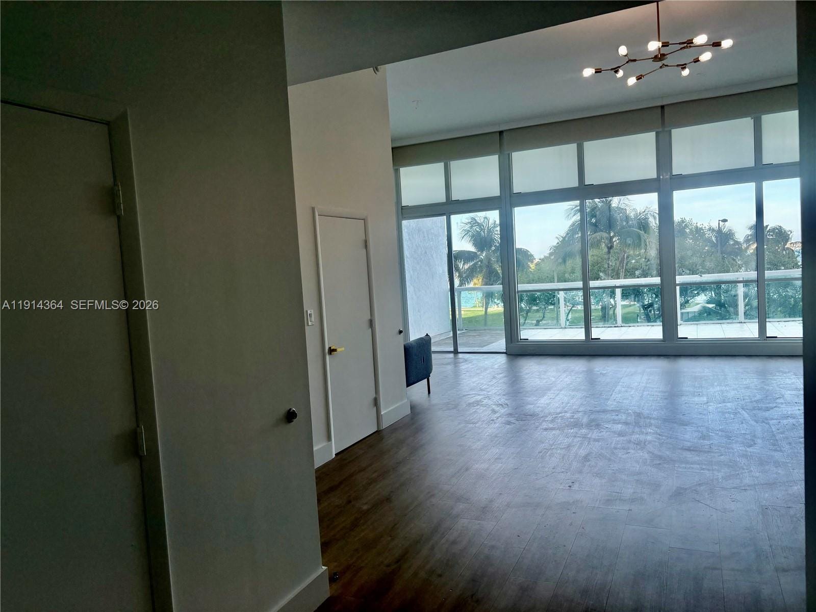 1800 N Bayshore Drive 306 — photo 3