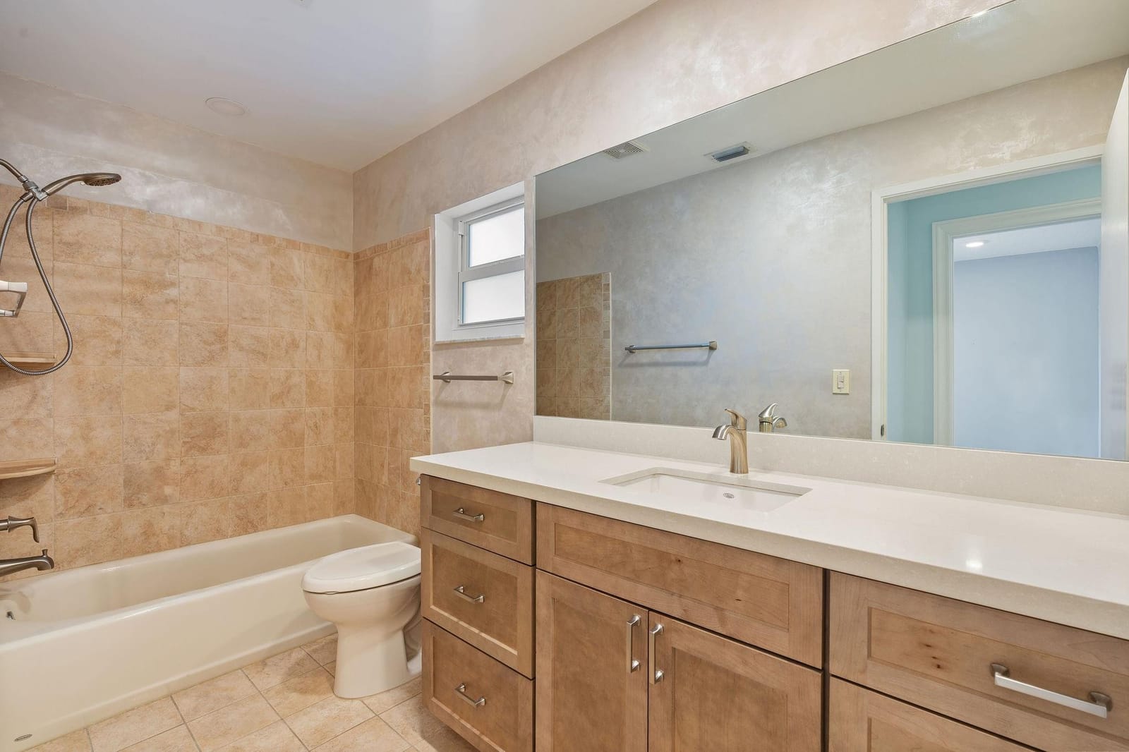 3240 NW 106th Avenue, Sunrise, FL 33351 photo 15