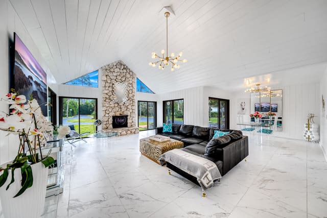 583 Rambling Drive Circle, Wellington, FL 33414