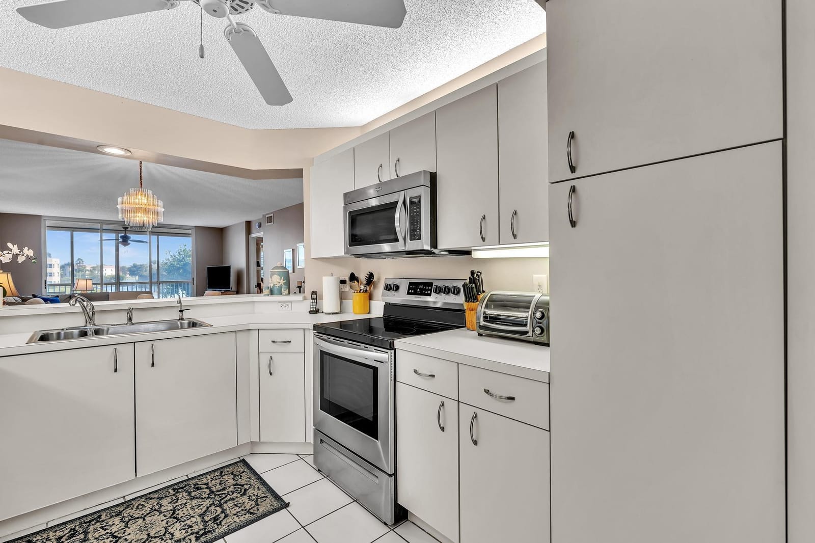 7512 N Devon Drive 210, Tamarac, FL 33321 photo 9