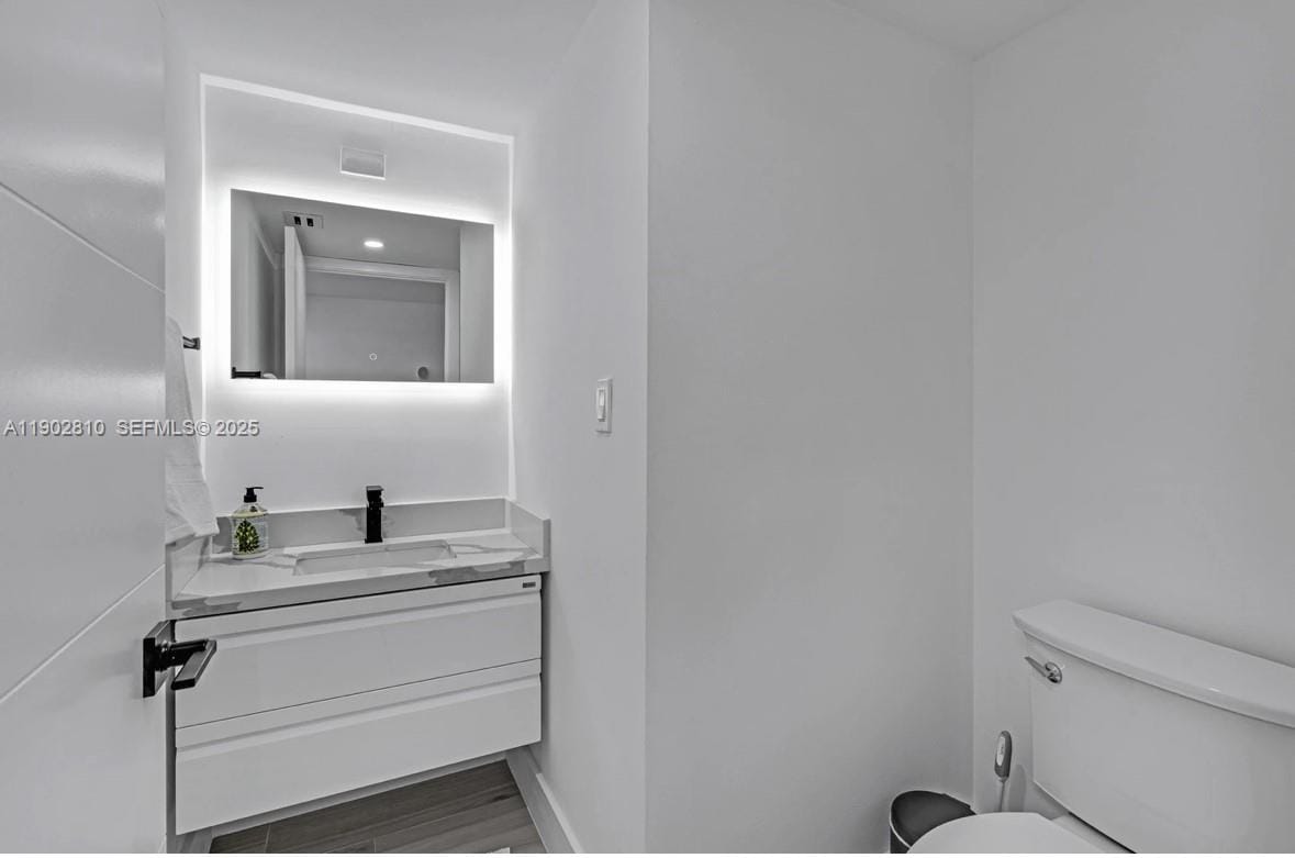 2555 Collins Avenue 2200, Miami Beach, FL 33140 photo 28