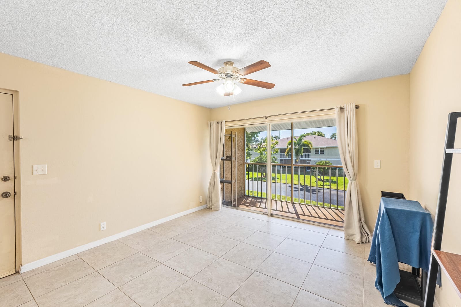 1537 SE Royal Green Circle E #202, Port St. Lucie, FL 34952 photo 4