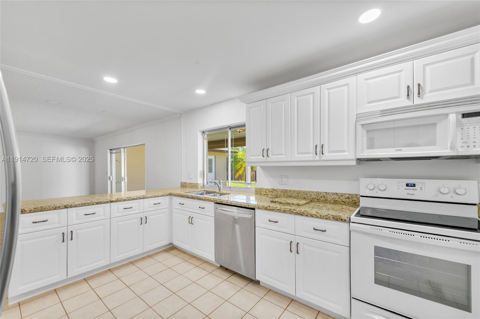 1561 SW 72nd Avenue, Plantation, FL 33317 photo 12