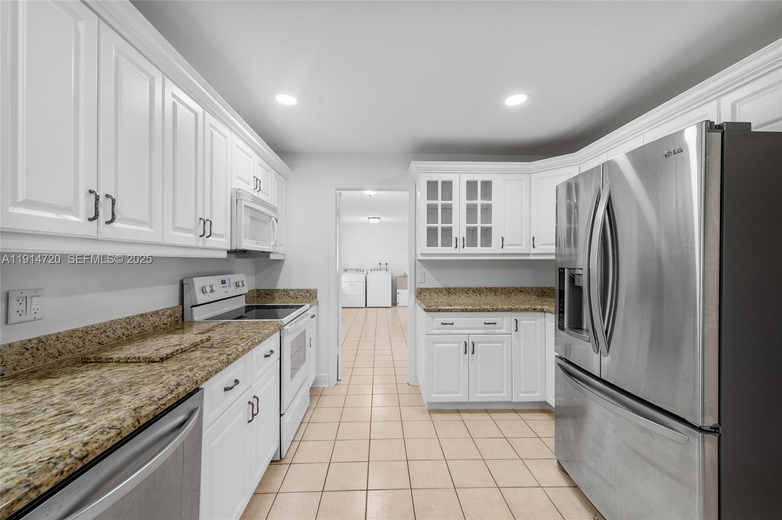 1561 SW 72nd Avenue, Plantation, FL 33317 photo 14
