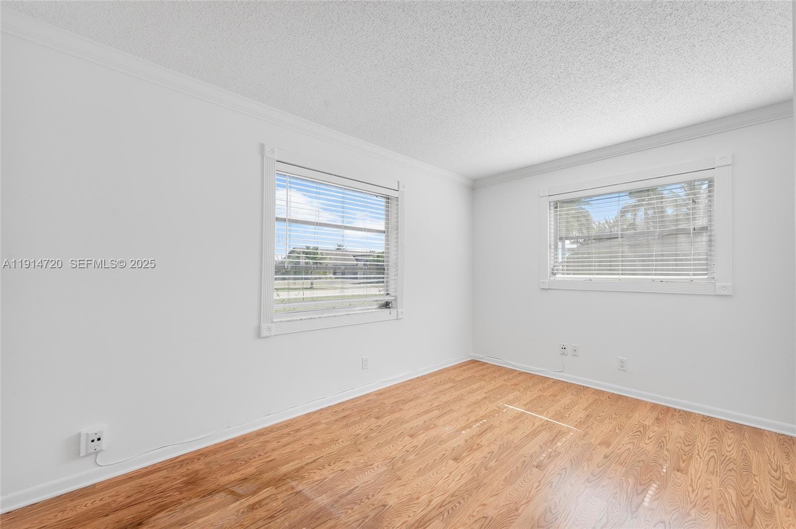 1561 SW 72nd Avenue, Plantation, FL 33317 photo 18