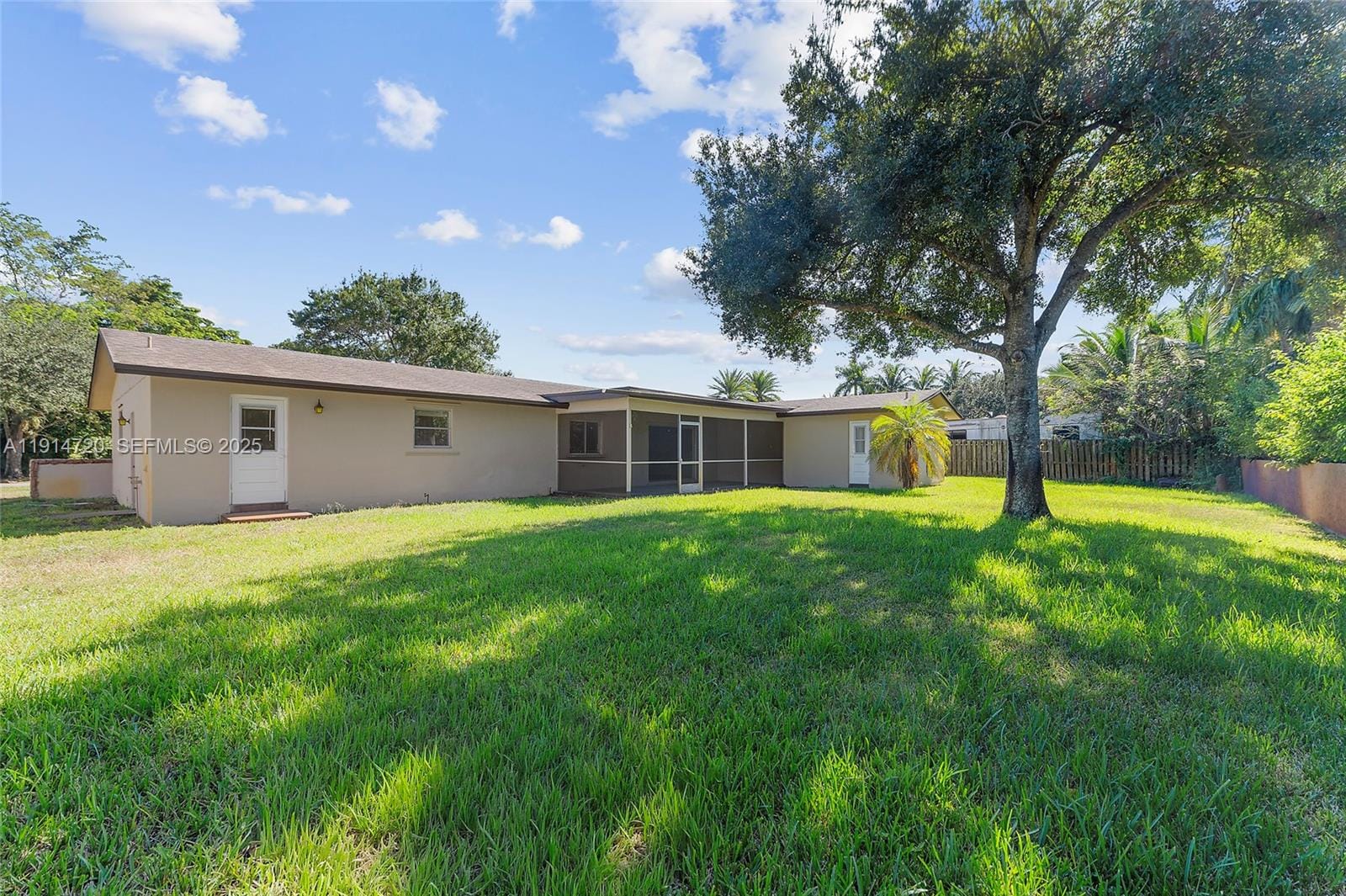 1561 SW 72nd Avenue, Plantation, FL 33317 photo 28