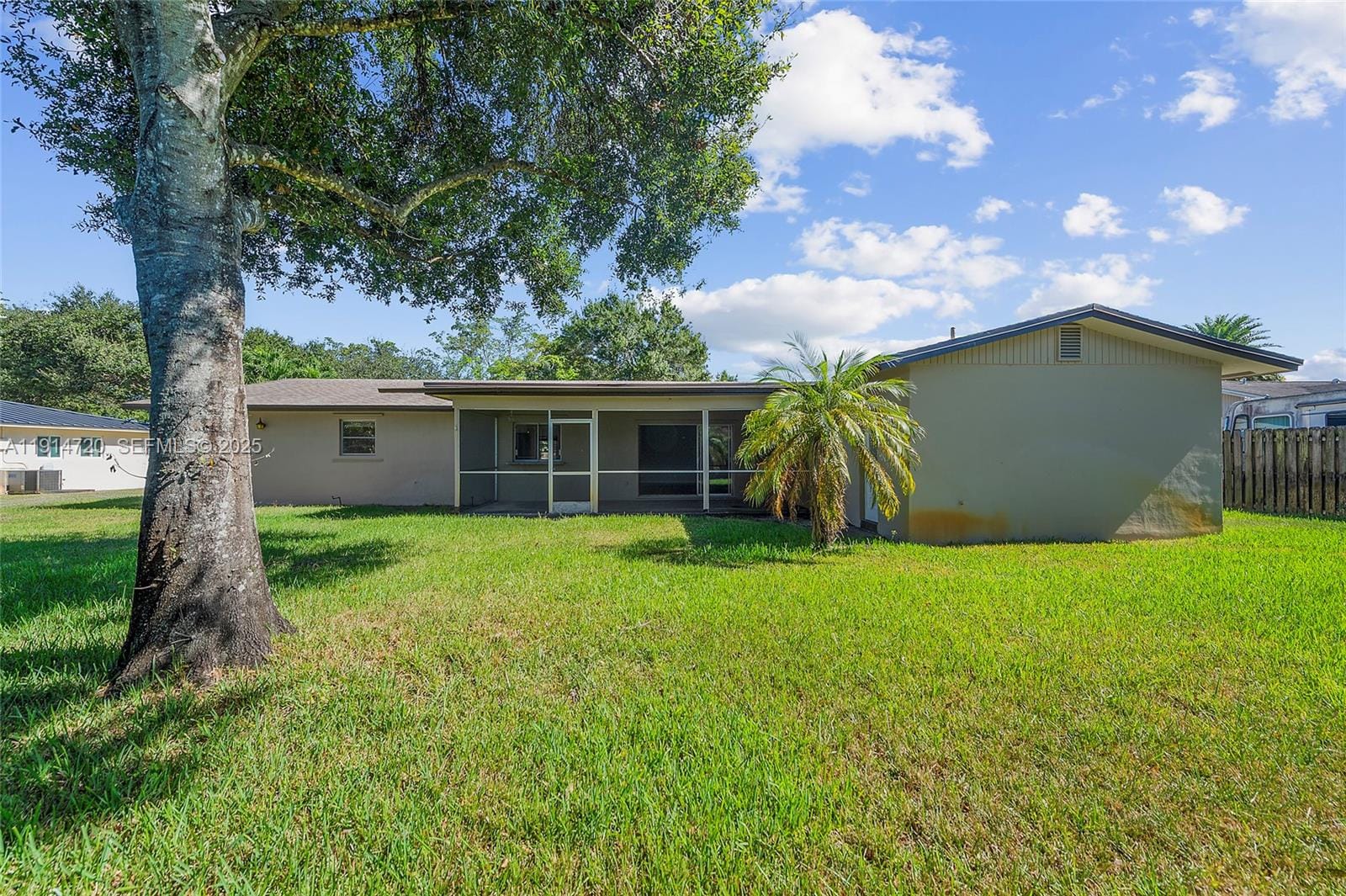 1561 SW 72nd Avenue, Plantation, FL 33317 photo 29