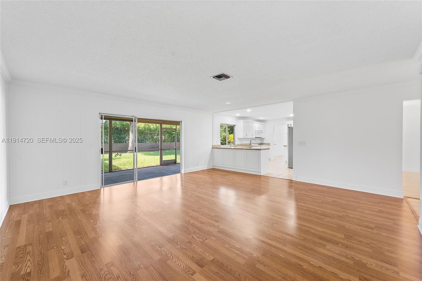 1561 SW 72nd Avenue, Plantation, FL 33317 photo 8