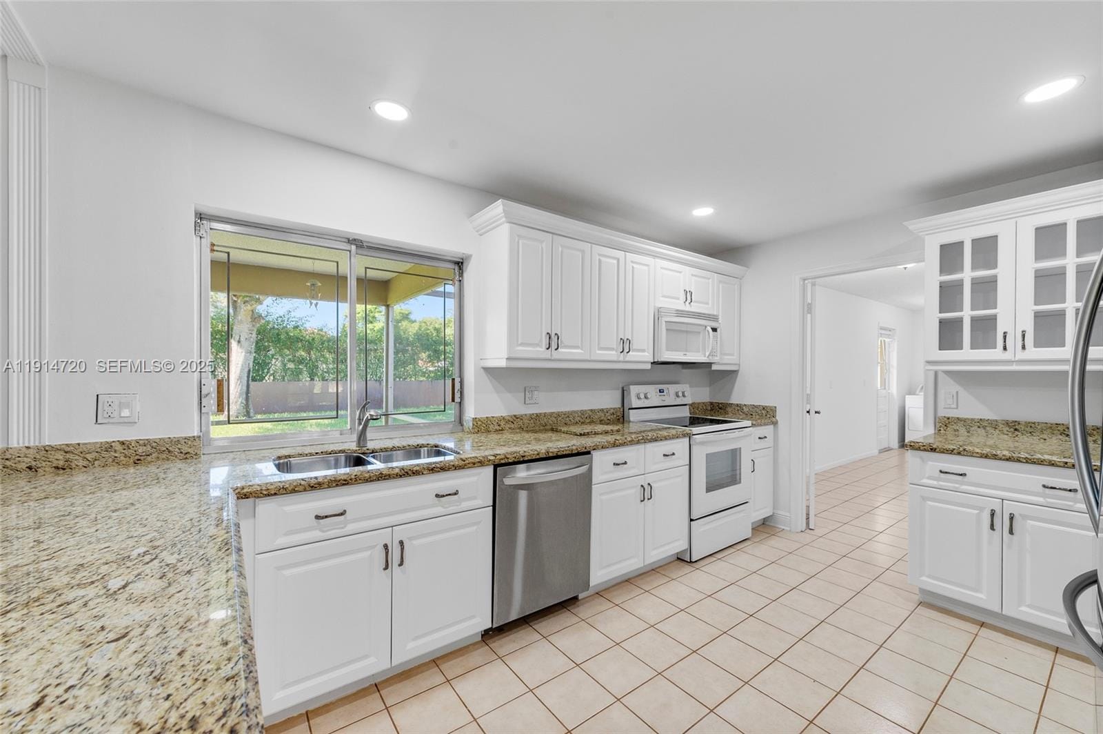 1561 SW 72nd Avenue, Plantation, FL 33317 photo 10