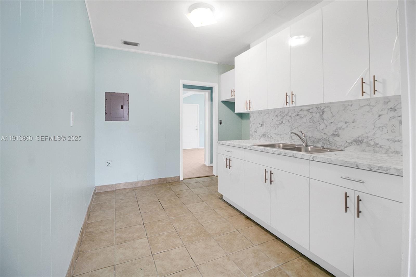 3462 SW 27th Street, Miami, FL 33133 photo 10