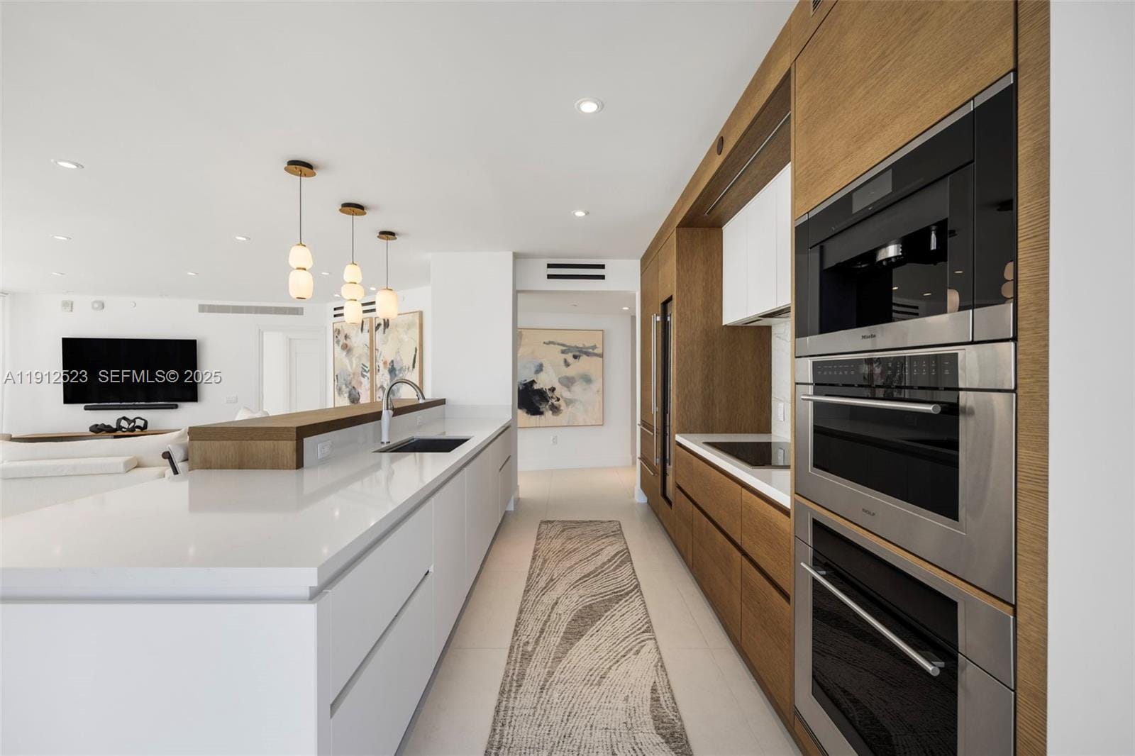450 Alton Road 2007, Miami Beach, FL 33139 photo 2